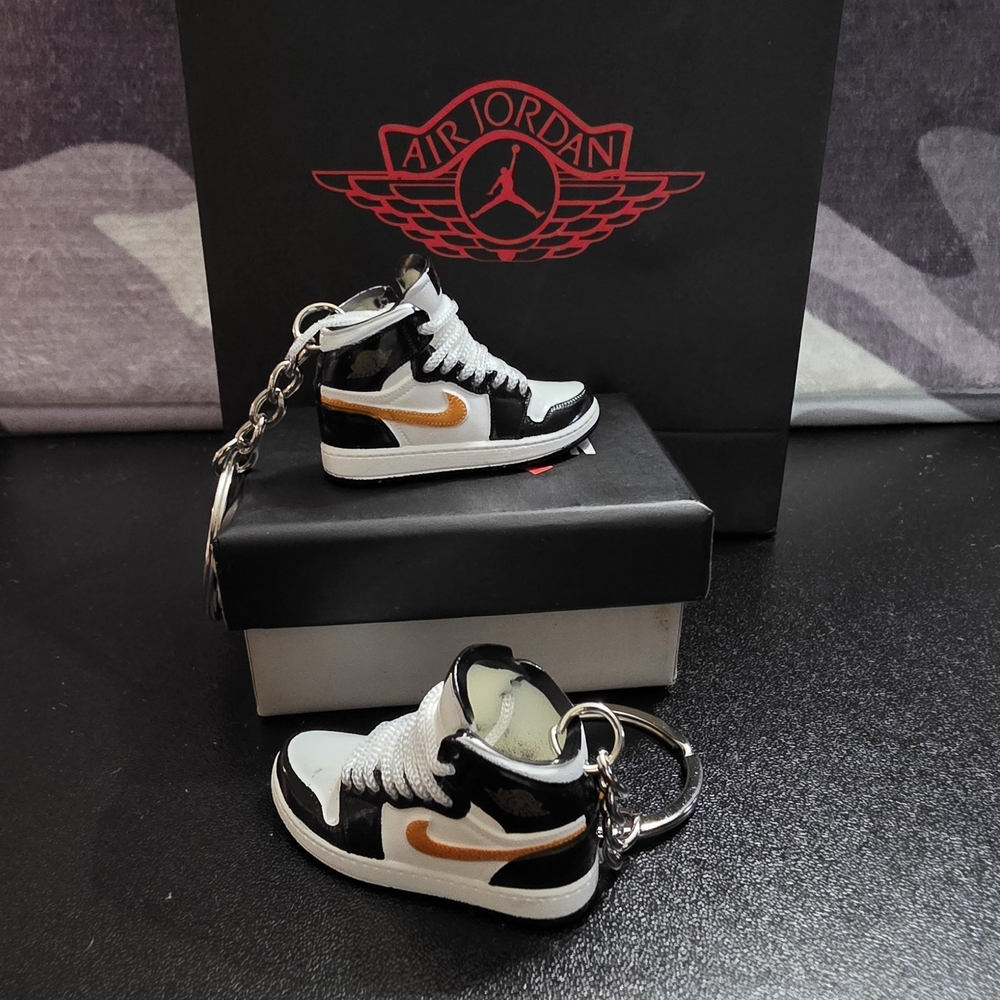 Air Jordan Mini Sneaker Keychain Pair - Black White Orange